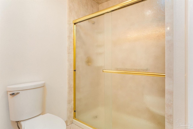 1090 Park Ln, Gulf Breeze, FL 32563 - bathroom with a shower stall and toilet