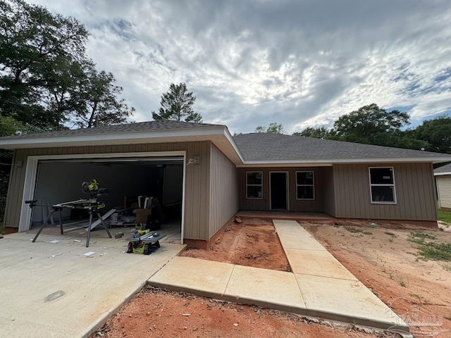 7147 Heath Rd, Milton, FL 32570 - view of front of property with a shingled roof
