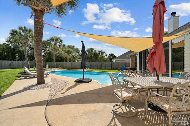 3849 Saber Tooth Cir, Gulf Breeze, FL 32563 - view of swimming pool featuring a patio and a fenced backyard