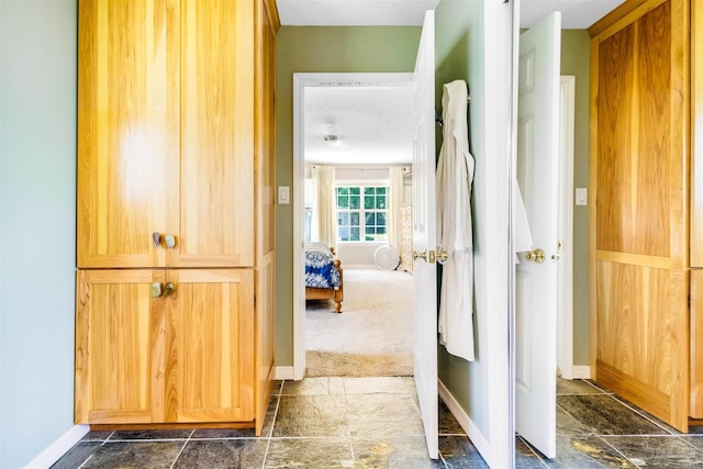 7543 Loop St, Navarre, FL 32566 - corridor with baseboards