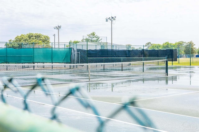 7543 Loop St, Navarre, FL 32566 - view of tennis court