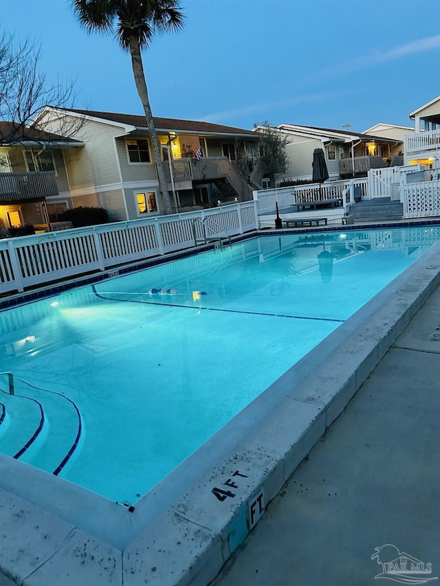 view of swimming pool