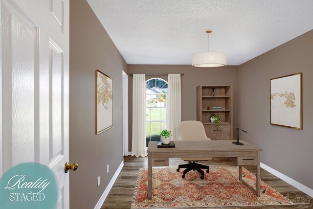 tiled entryway featuring a notable chandelier