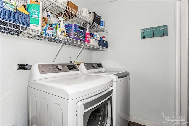 342 Ft Pickens Rd, Pensacola Beach, FL 32561 - laundry room featuring separate washer and dryer