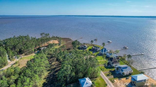 4533 Bayside Dr, Milton, FL 32583
