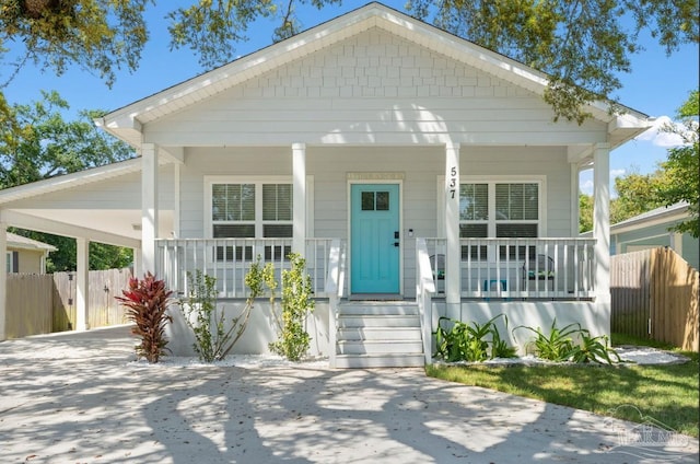 bungalow-style house featuring covered porch