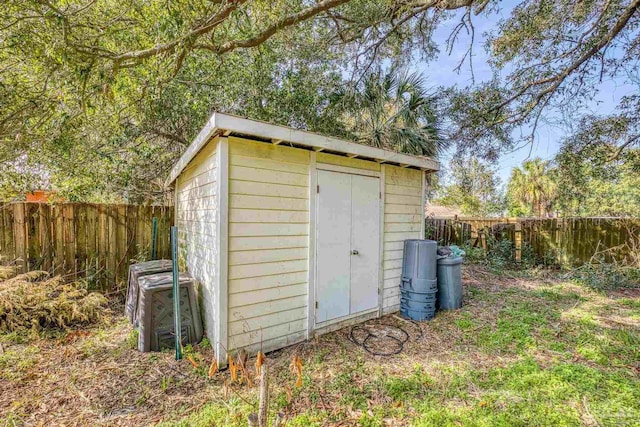 view of outbuilding