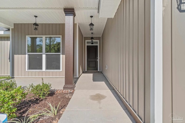 property entrance with a porch