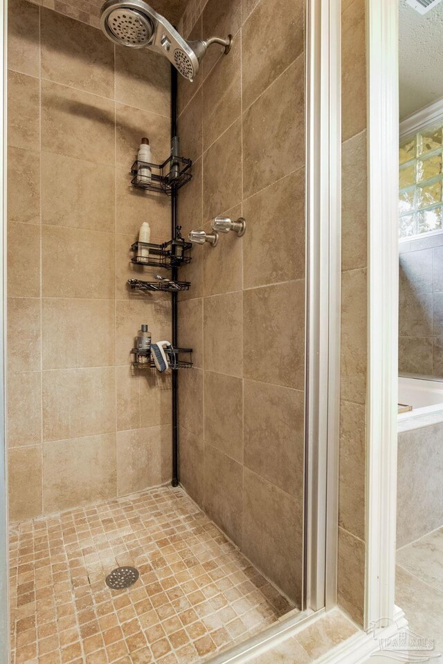 3905 Tiger Point Blvd, Gulf Breeze, FL 32563 - full bathroom featuring a stall shower