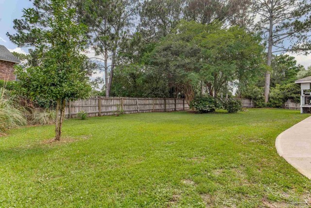 3905 Tiger Point Blvd, Gulf Breeze, FL 32563 - view of yard
