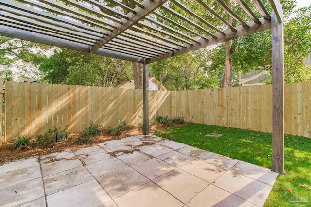 608 E Leonard Unit A & B, Pensacola, FL 32503 - view of patio featuring a pergola