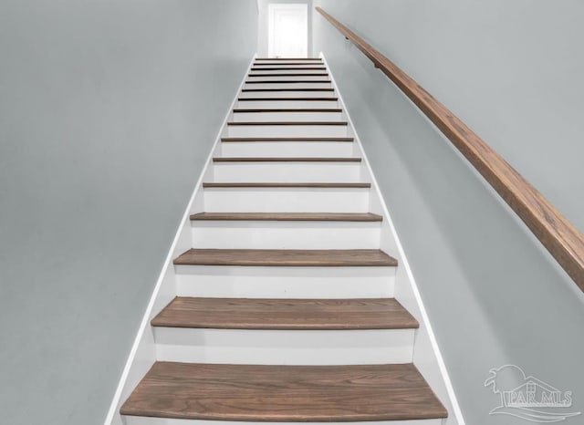 1592 W Beach Blvd Unit Kk, Gulf Shores, AL 36542 - view of stairs