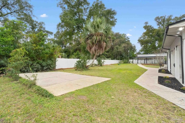 view of yard with a patio