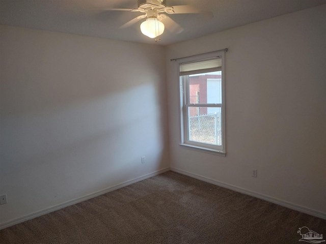 unfurnished room featuring carpet floors and ceiling fan