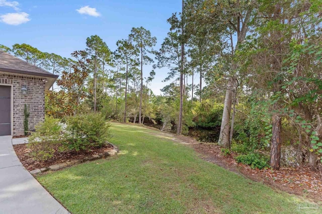4726 Soundside Dr, Gulf Breeze, FL 32563 - view of green lawn