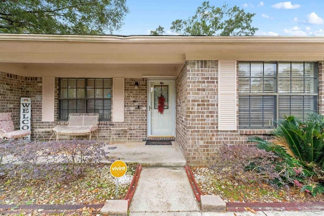 property entrance with a porch