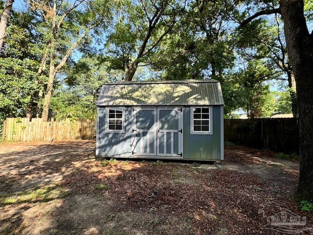 view of outbuilding