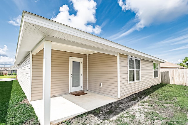 5805 Guinevere Ln, Milton, FL 32583 - back of house featuring a patio area