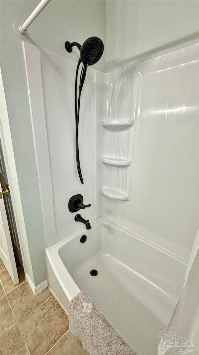 bathroom featuring shower / bathing tub combination