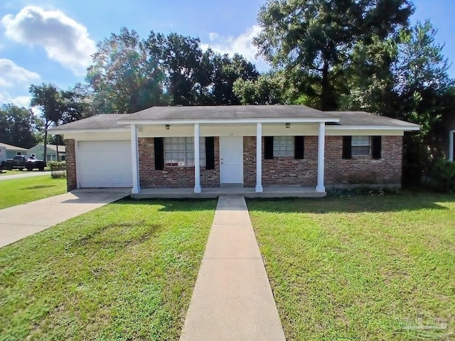 ranch-style house featuring a front yard and covered porch