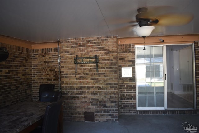 room details with ceiling fan