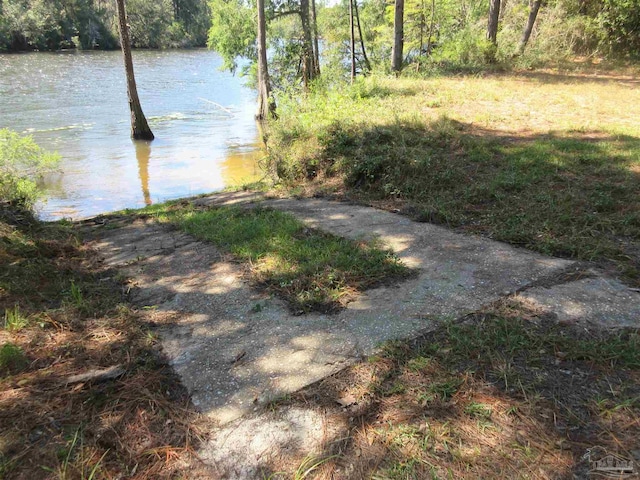 view of yard with a water view