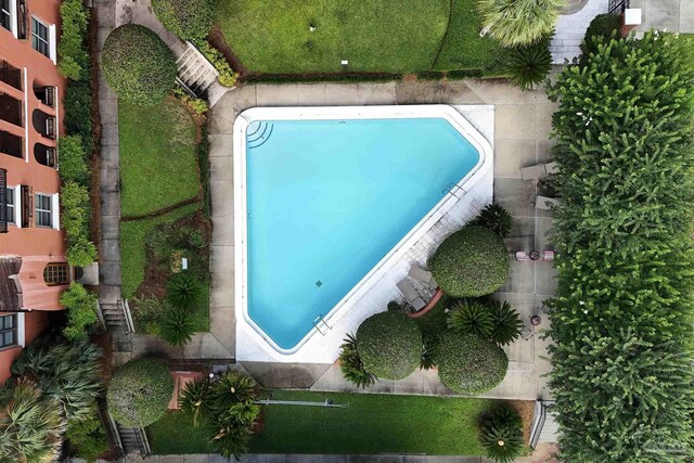 2007 E Gadsden St Unit 102, Pensacola, FL 32501 - view of swimming pool