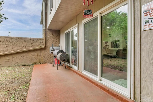 8140 Lillian Hwy, Pensacola, FL 32506 - view of patio / terrace