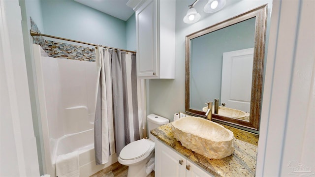 full bathroom with toilet, vanity, hardwood / wood-style flooring, and shower / tub combo with curtain