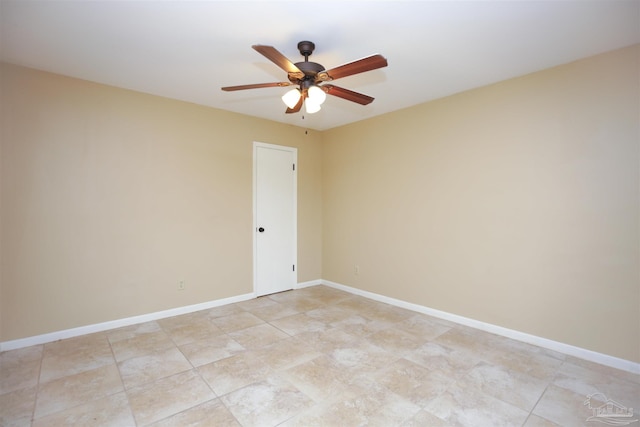 empty room with ceiling fan