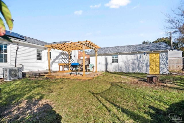 view of yard featuring ac unit, a pergola, and a patio