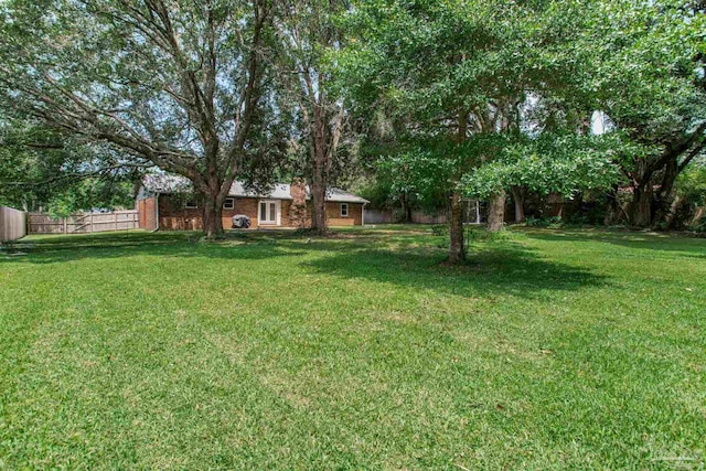 8818 Klondike Rd, Pensacola, FL 32526 - view of yard