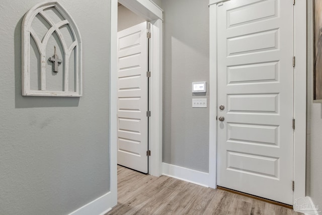 2420 Meeting St, Cantonment, FL 32533 - foyer featuring baseboards and light wood finished floors