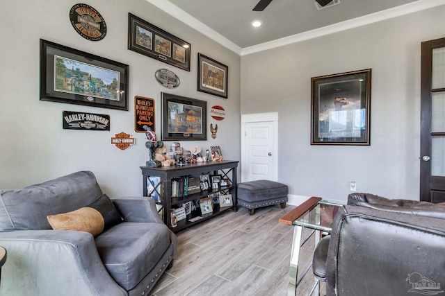 2420 Meeting St, Cantonment, FL 32533 - living area featuring light wood-type flooring, recessed lighting, crown molding, a ceiling fan, and visible vents