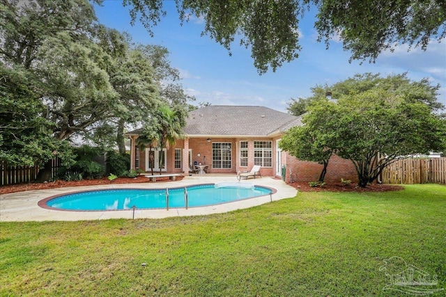 2520 Abbie Elizabeth Ct, Gulf Breeze, FL 32563 - view of swimming pool featuring a fenced backyard and a patio