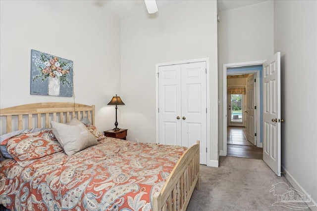 2520 Abbie Elizabeth Ct, Gulf Breeze, FL 32563 - carpeted bedroom featuring a towering ceiling, a closet, and ceiling fan