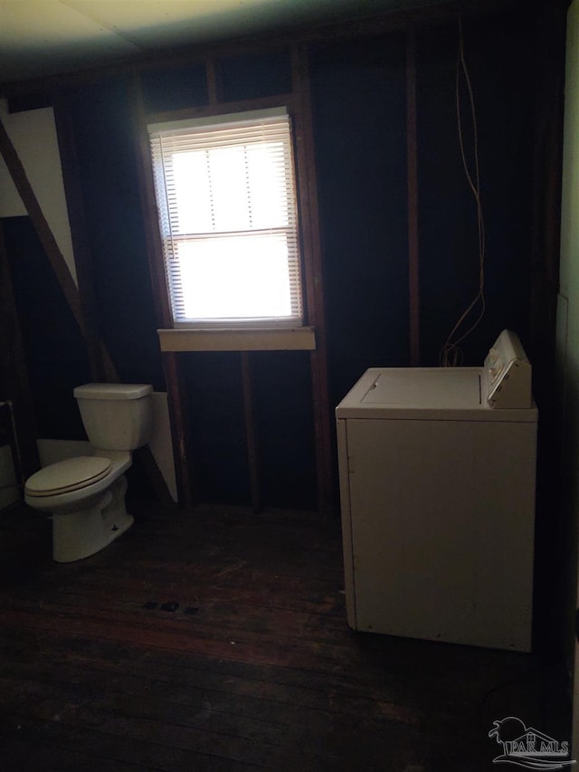 laundry area with washer / clothes dryer and dark wood-style floors