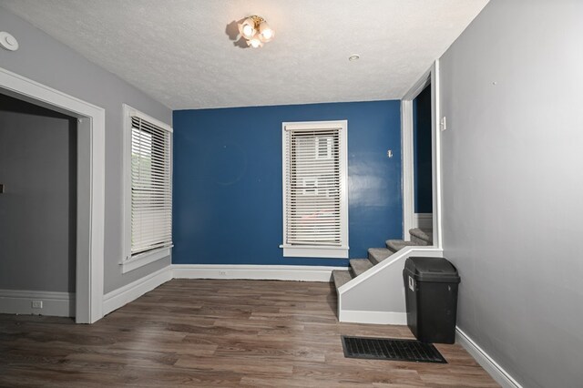 973 W Exchange St, Akron, OH 44302 - photo 32
