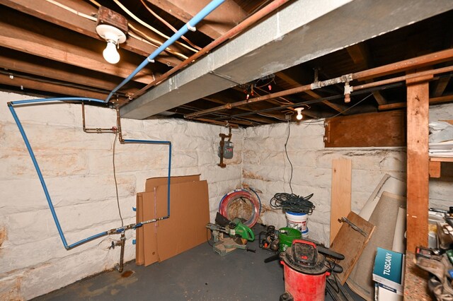 973 W Exchange St, Akron, OH 44302 - photo 48