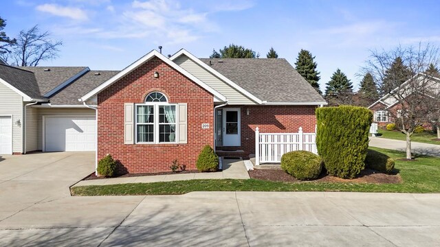 209 Greenbriar Ln, Dalton, OH 44618 - photo 1
