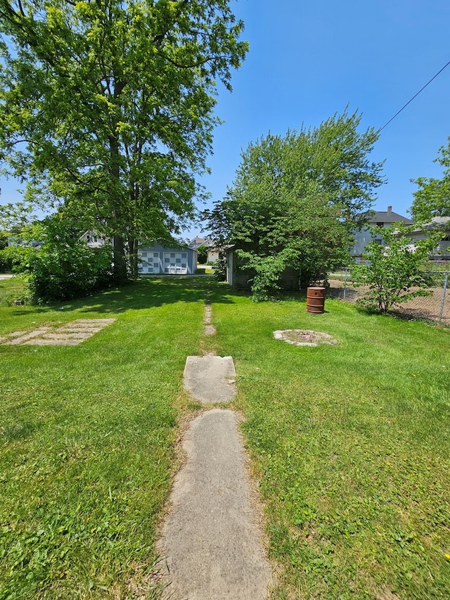 819 High St, Bucyrus, OH 44820 - photo 12