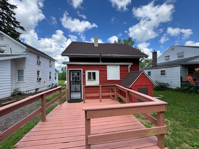3 Eastlawn Ave, Mansfield, OH 44905 - deck with a yard