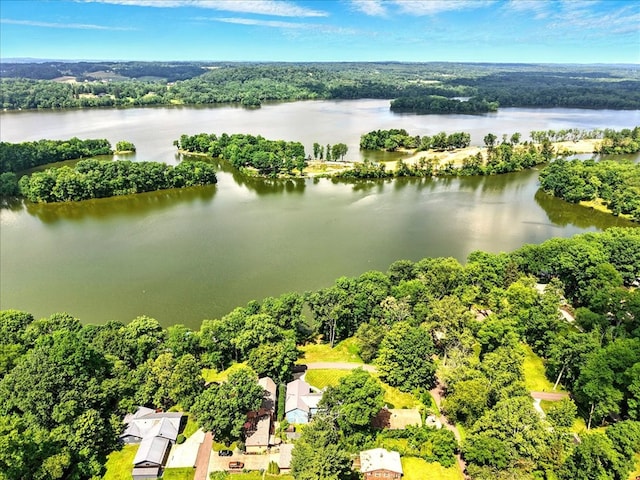 415 Lakeshore Rd, Ashland, OH 44805 - aerial view of a large body of water and a heavily wooded area