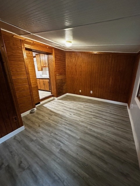 405 Hensley Ave, Galion, OH 44833 - photo 4