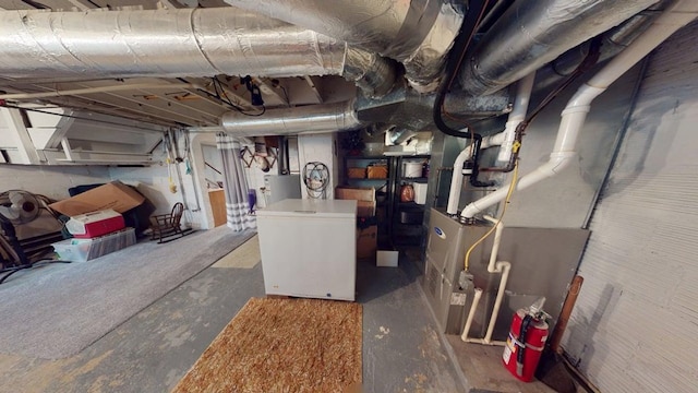 528 Maplewood St, Willard, OH 44890 - unfinished basement featuring washer / clothes dryer and water heater