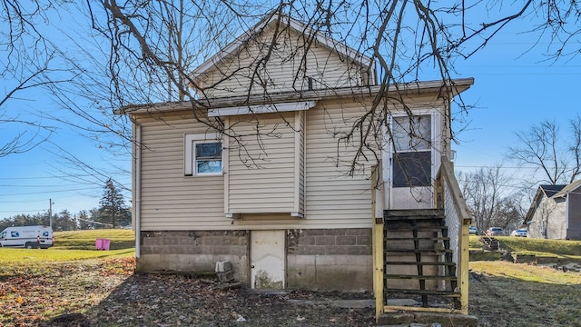 view of side of property