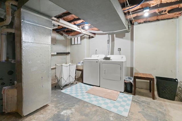 laundry area featuring laundry area and independent washer and dryer