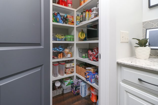 122 Woodside Blvd, Lexington, OH 44904 - view of pantry
