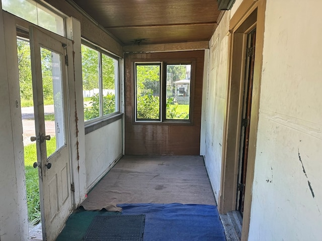 318 S Washington St, Galion, OH 44833 - view of unfurnished sunroom