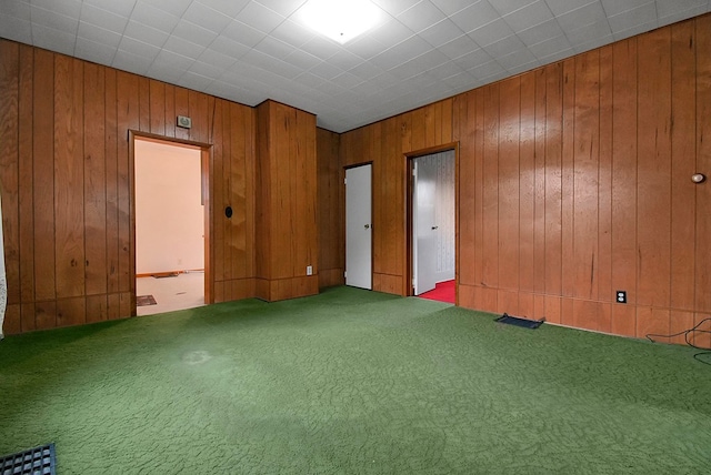 spare room with carpet